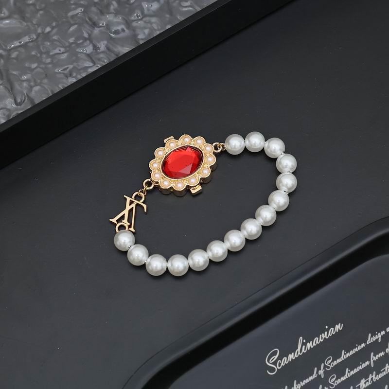 LV Bracelet 03lyr335